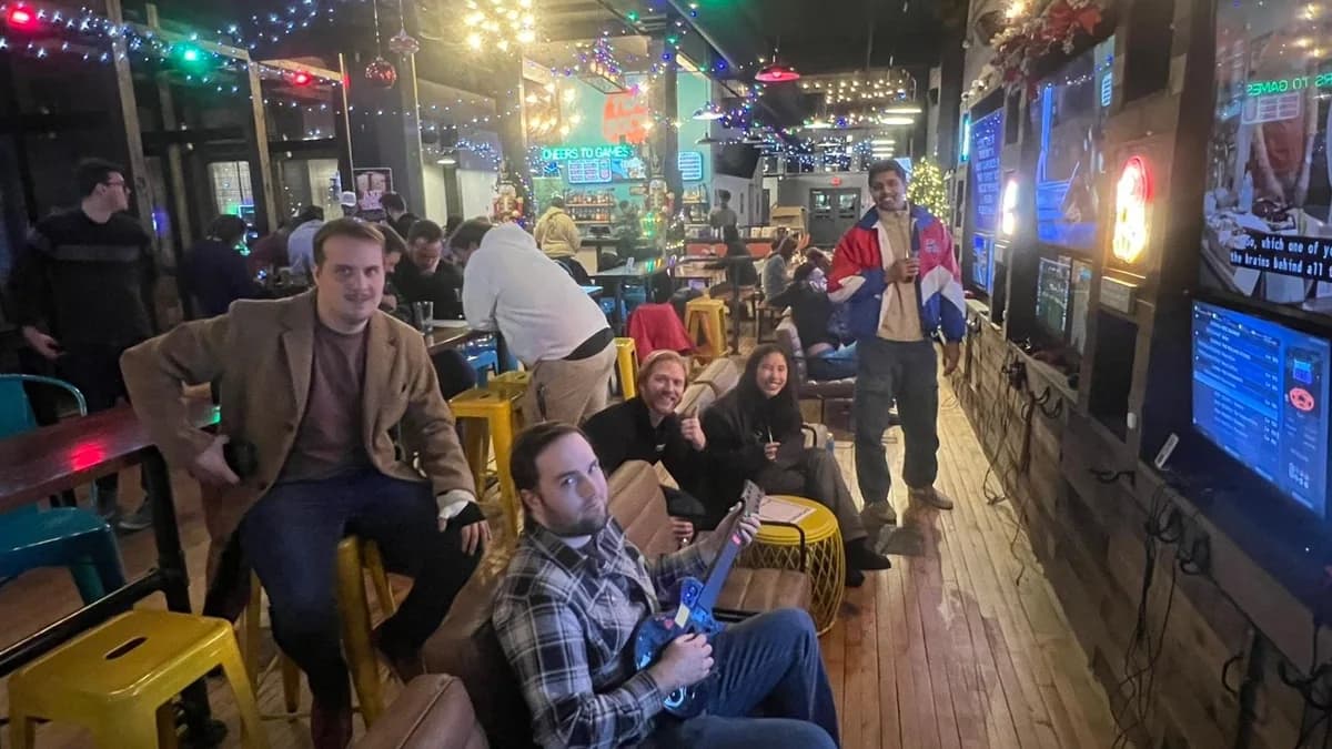 Bar Sports Free Play — October 4